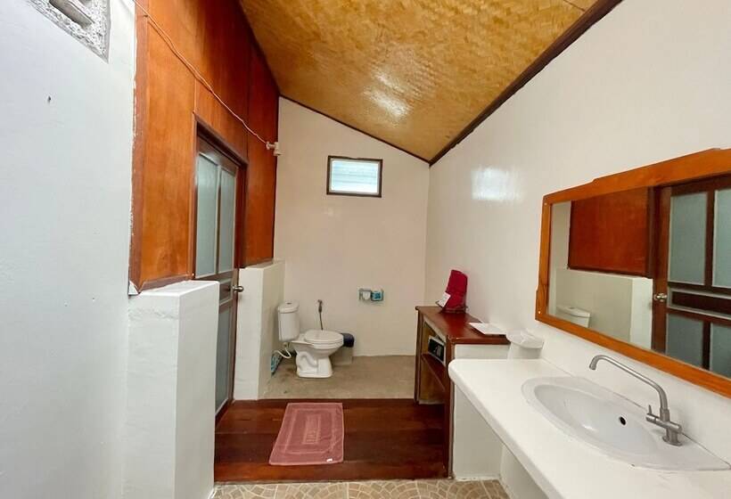 Семейное Бунгало, P.d. Beach Resort