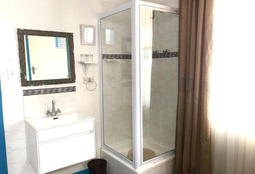 Номер Стандарт, Athenian Villa