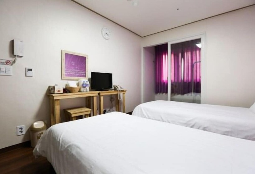 اتاق استاندارد, Alice Residence