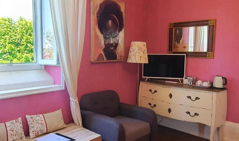 اتاق راحتی, Villa Primerose