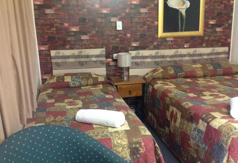이코노미 룸, Ayr Max Motel
