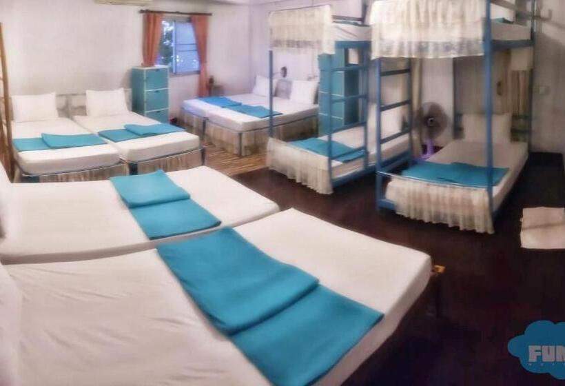 家庭间, Fun D Hostel Chiang Rai