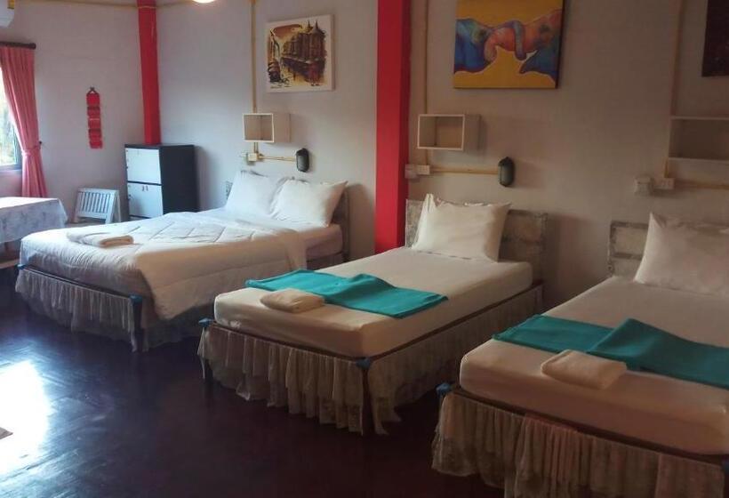 四人标准间, Fun D Hostel Chiang Rai