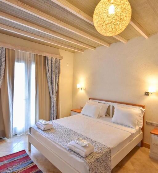 家庭小型套房, Orino Suites
