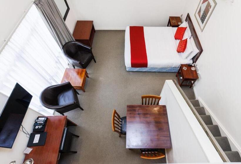 Семейное Студио, Fitzherbert Regency Motor Lodge
