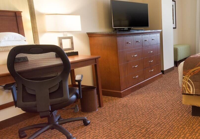 Номер Deluxe, Drury Plaza Hotel Phoenix Tempe