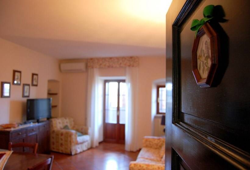 클래식 스위트, Il Castello Di Rosceto