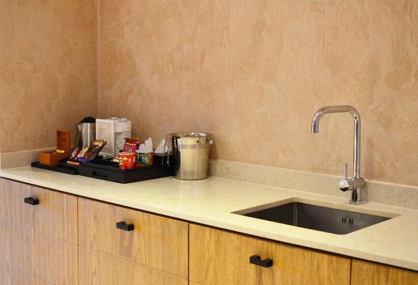 Номер Стандартный с Видом, Toscana Town Square Suites