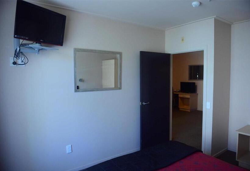 סוויטה עם מרפסת, Victoria Court Motor Lodge