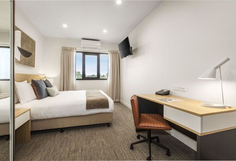 스탠다드 스튜디오, Quest Nowra