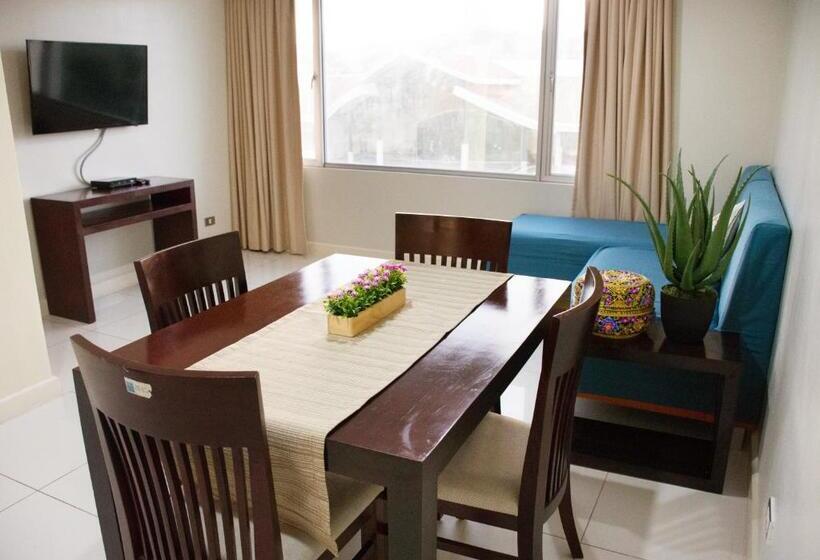 수피리어 스위트, Alicia Apartelle