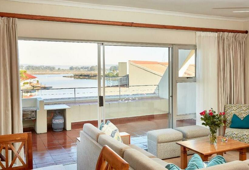 Апартаменты 1 Спальня, First Group Port Owen Marina