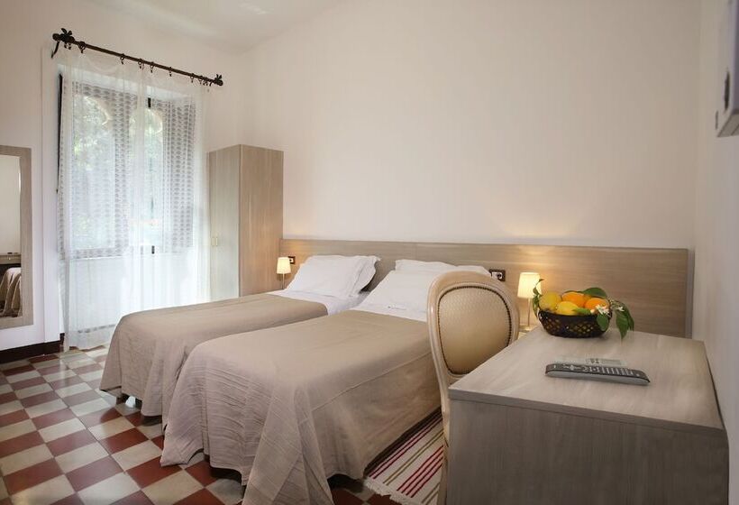 Номер Economy, Villa Astoria