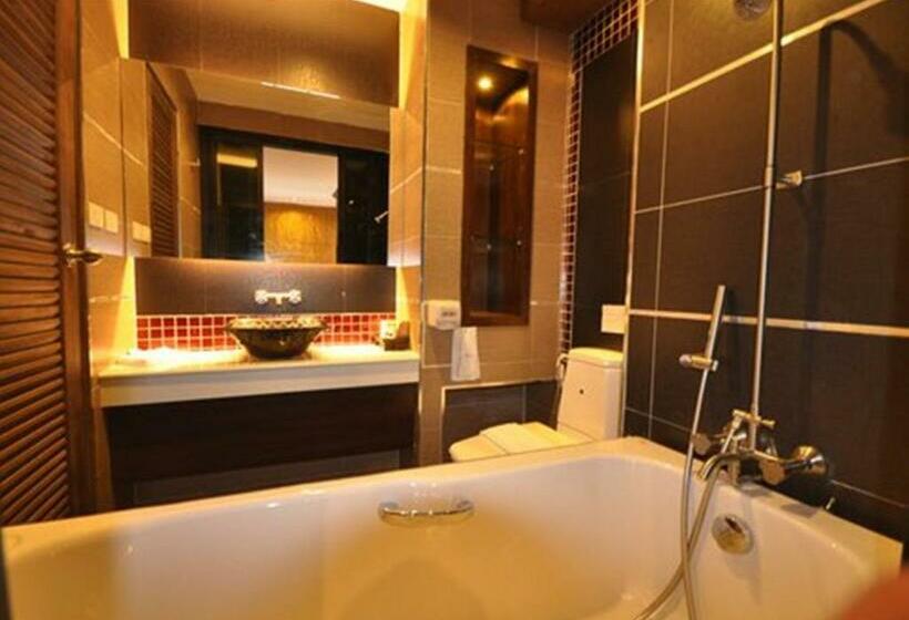 디럭스 룸, Chalelarn Hotel Hua Hin