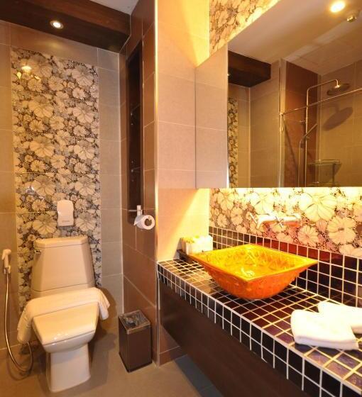 수피리어 룸 측면 바다 전망, Chalelarn Hotel Hua Hin