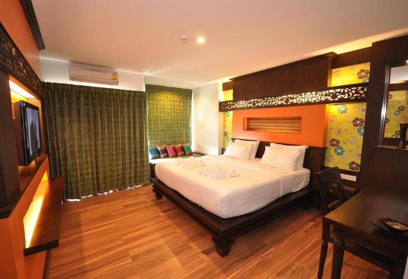 수피리어 룸 측면 바다 전망, Chalelarn Hotel Hua Hin