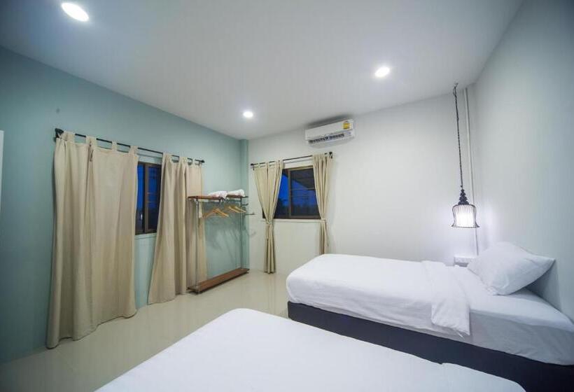 Семейный Номер, First Residence