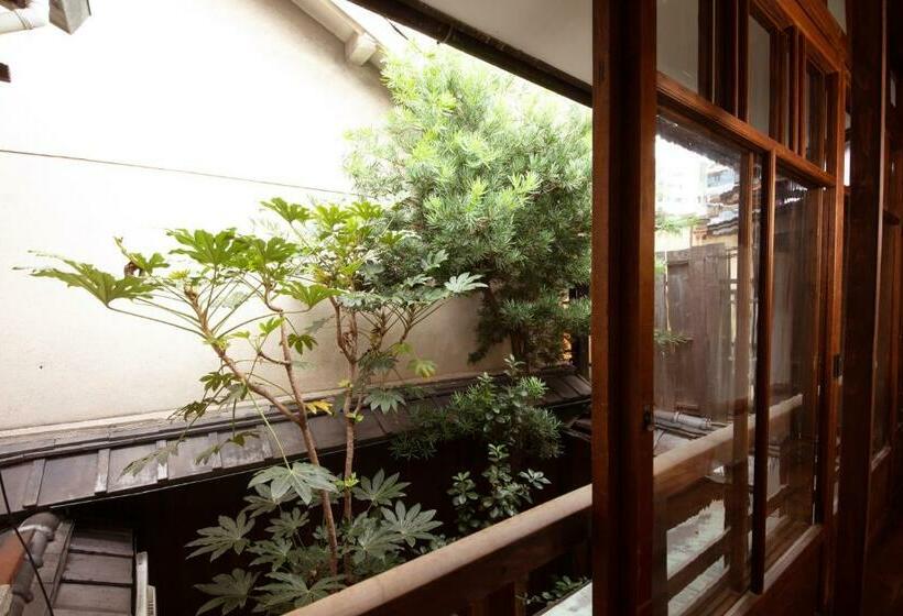 스탠다드 룸 공동 욕실, Guest House Yululu