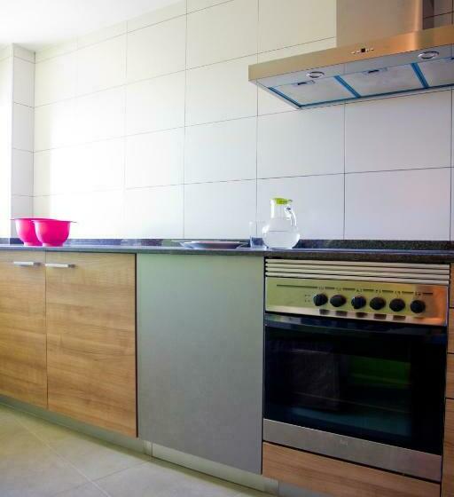 Апартаменты 3 Спальни, SANTA SUSANNA Chic! Apartments