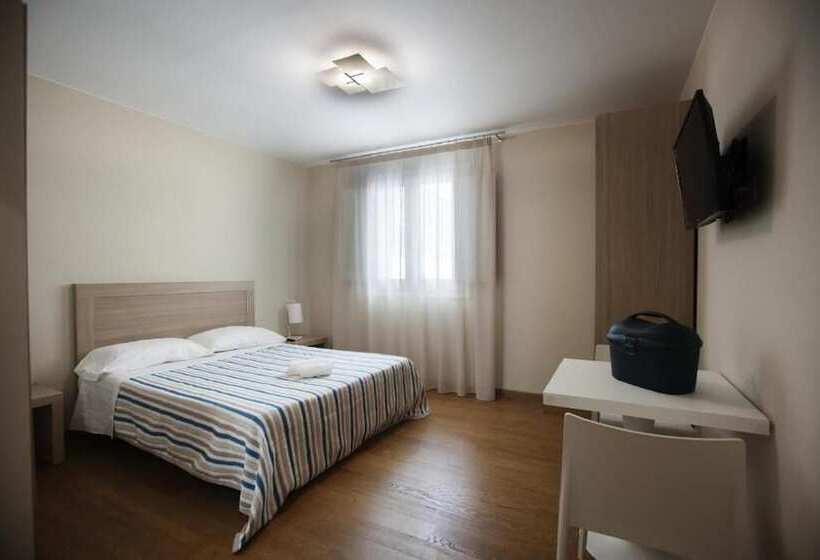 带2个卧室的套房, Central Gallery Rooms Palazzo D Ali  Staiti Xix