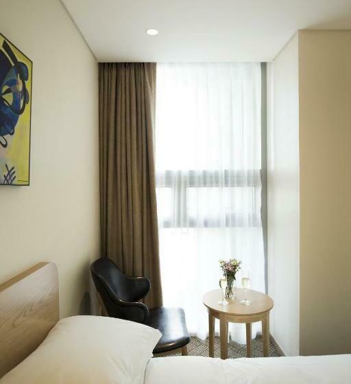 Standard Room Side Sea View, Best Western Haeundae