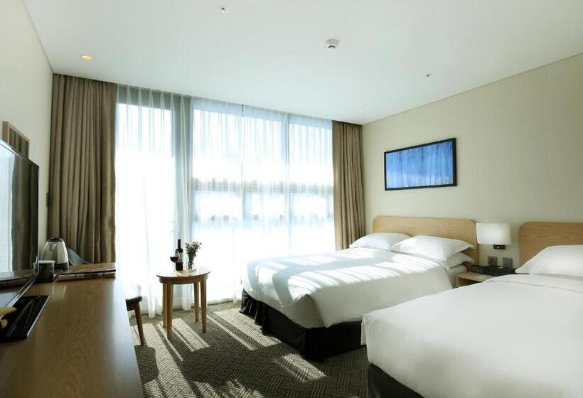 Family Room Side Sea View, Best Western Haeundae