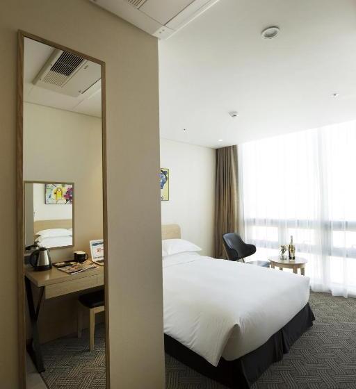 Standard Single Room, Best Western Haeundae