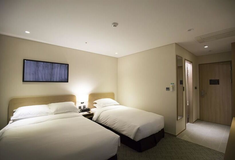 Standard Room City View, Best Western Haeundae