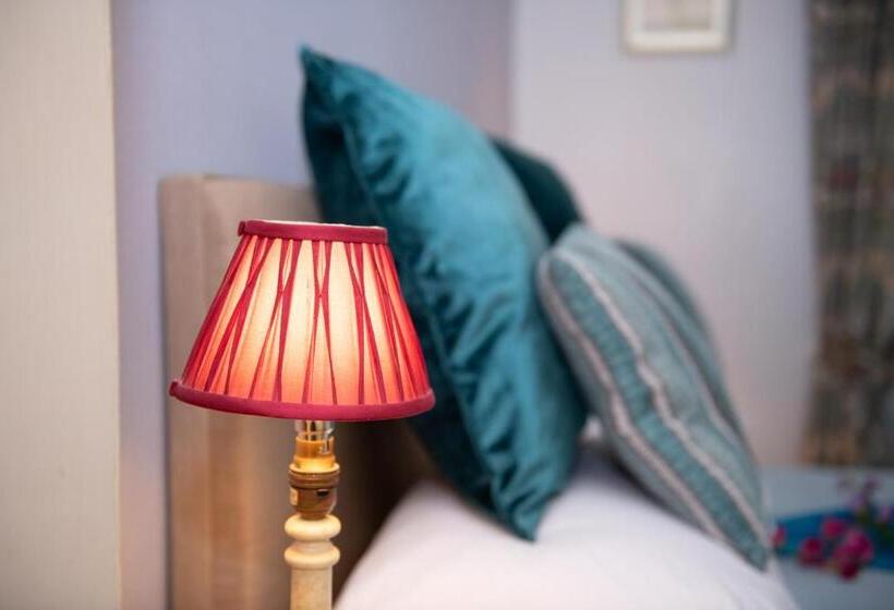 Номер Стандарт, Milton House Studio Apartment Suites