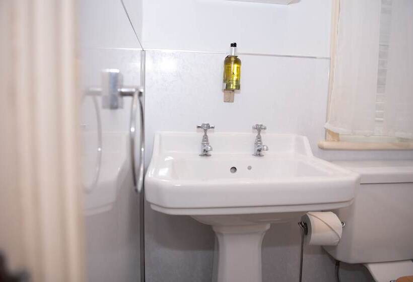 Номер Стандарт, Milton House Studio Apartment Suites