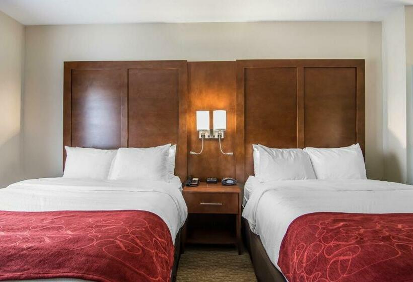 스위트, Comfort Suites Regina
