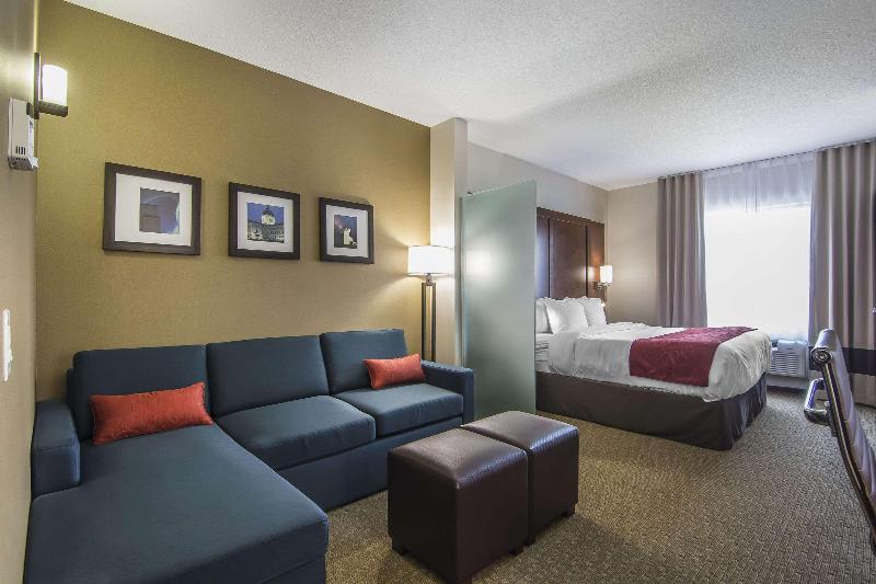 스위트 킹사이즈 침대, Comfort Suites Regina