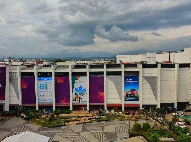Номер Стандартный с Видом, Hyatt Regency Chandigarh