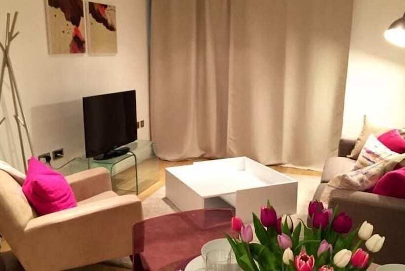 شقة سوبيريور غرفتين, Belvedere Stratford City Edge Apartments