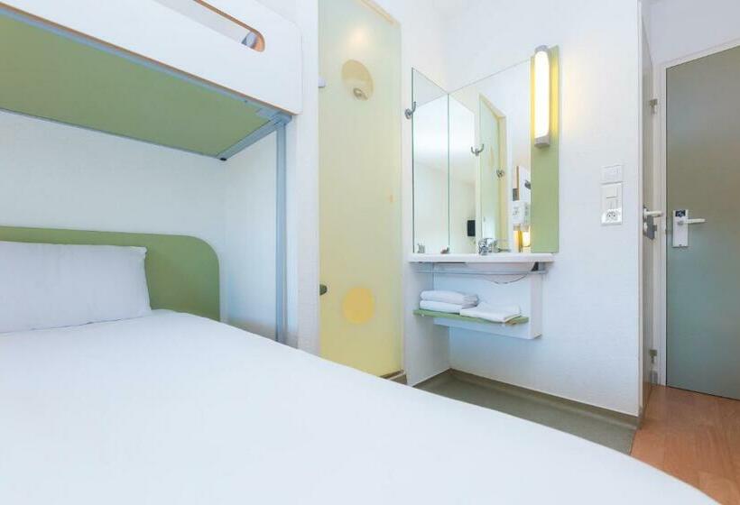 Трехместный Номер Стандарт с Двухъярусными Кроватями, Ibis Budget Bergerac