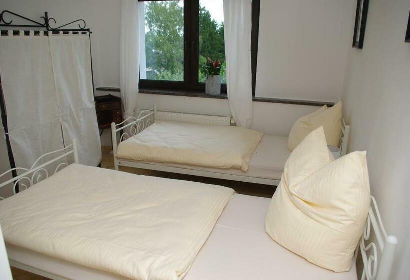 Номер Basic, Porta Colonia
