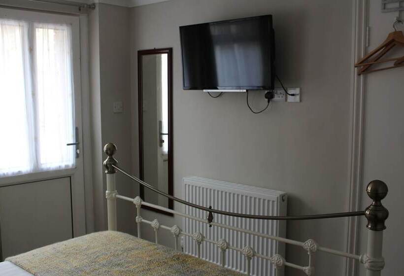 Номер Классика Двуспальная Кровать, Fernleigh Guest House