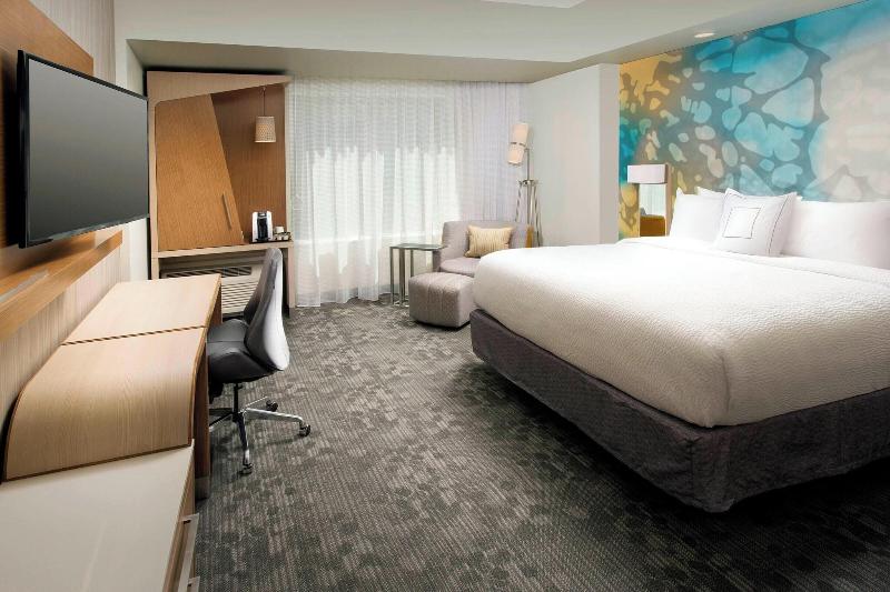 Quarto Estandar Cama King, Courtyard By Marriott Atlanta Ne/duluth Sugarloaf
