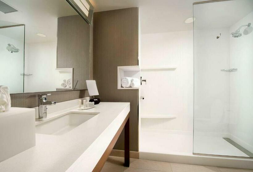 Quarto Estandar Cama King, Courtyard By Marriott Atlanta Ne/duluth Sugarloaf