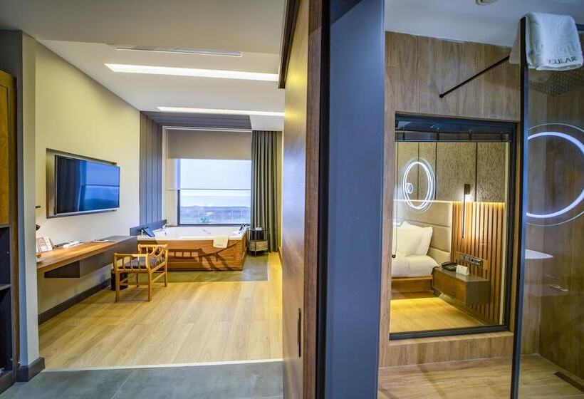 Quarto standard, Aksular