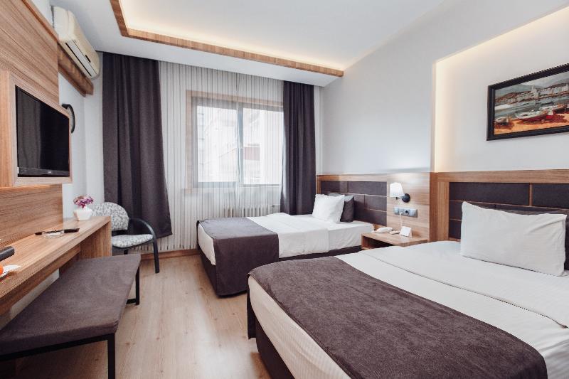 Habitació Estàndard Vista Ciutat, Aksular