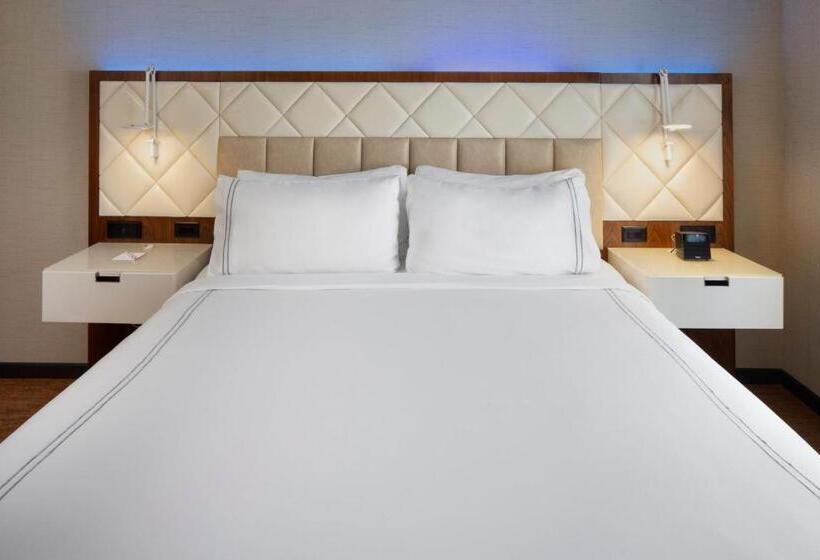 스탠다드 룸 킹사이즈 침대, Even Hotel New York   Midtown East, An Ihg