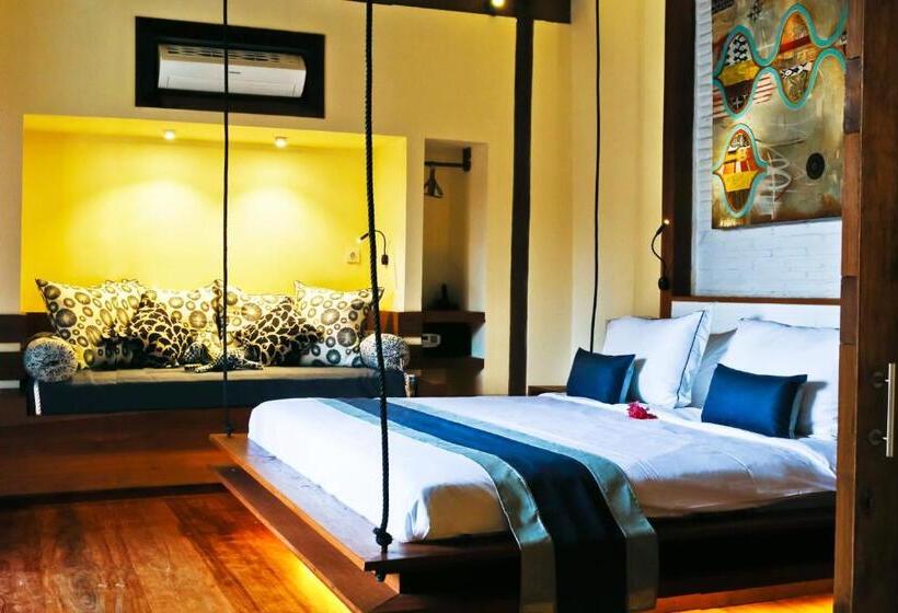 Трехместный Номер Deluxe Вид на Бассейн, Kaleydo Villas