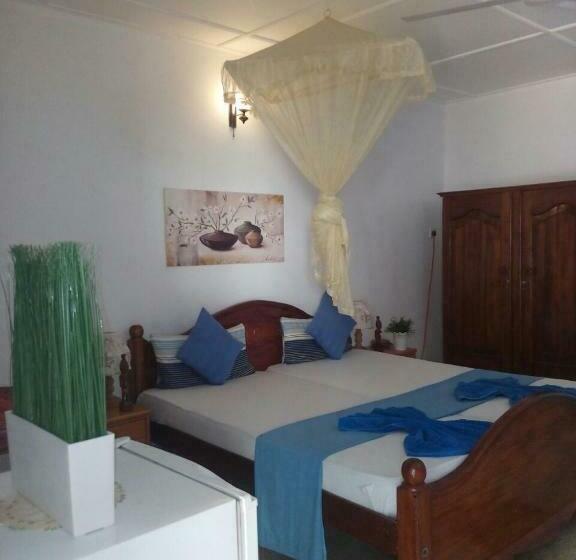 デラックスルーム, Embiente Guest House