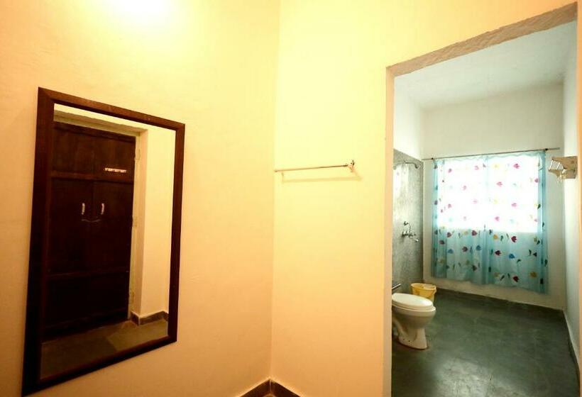 标准间, Pangarh Lake Retreat