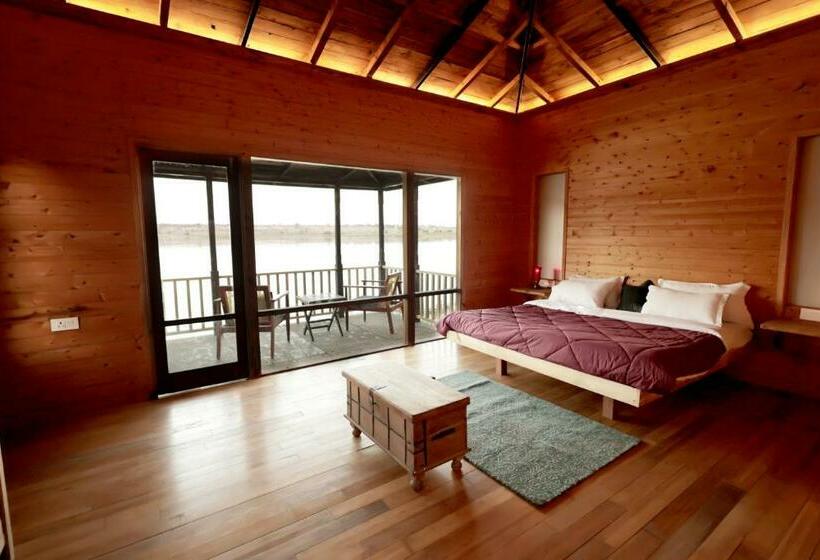 标准间, Pangarh Lake Retreat