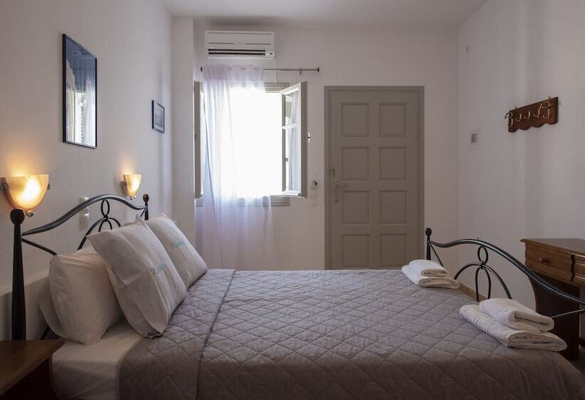 اتاق استاندارد با چشم‌انداز دریا, Villa Galinia
