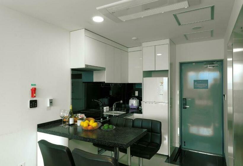 اتاق لوکس با چشم‌انداز دریا, Doya Hotel Geoje