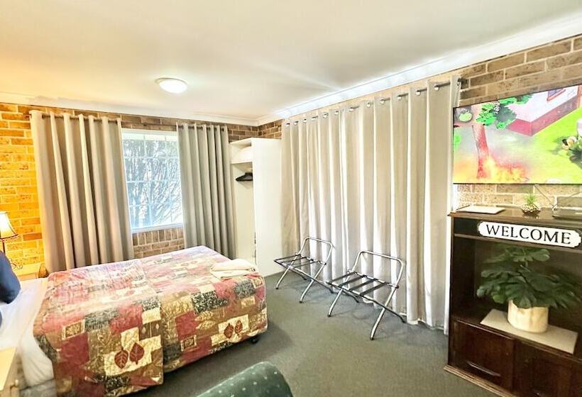 家庭间, Golden Grain Motor Inn