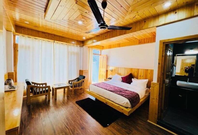 수피리어 룸, Sakura Palace